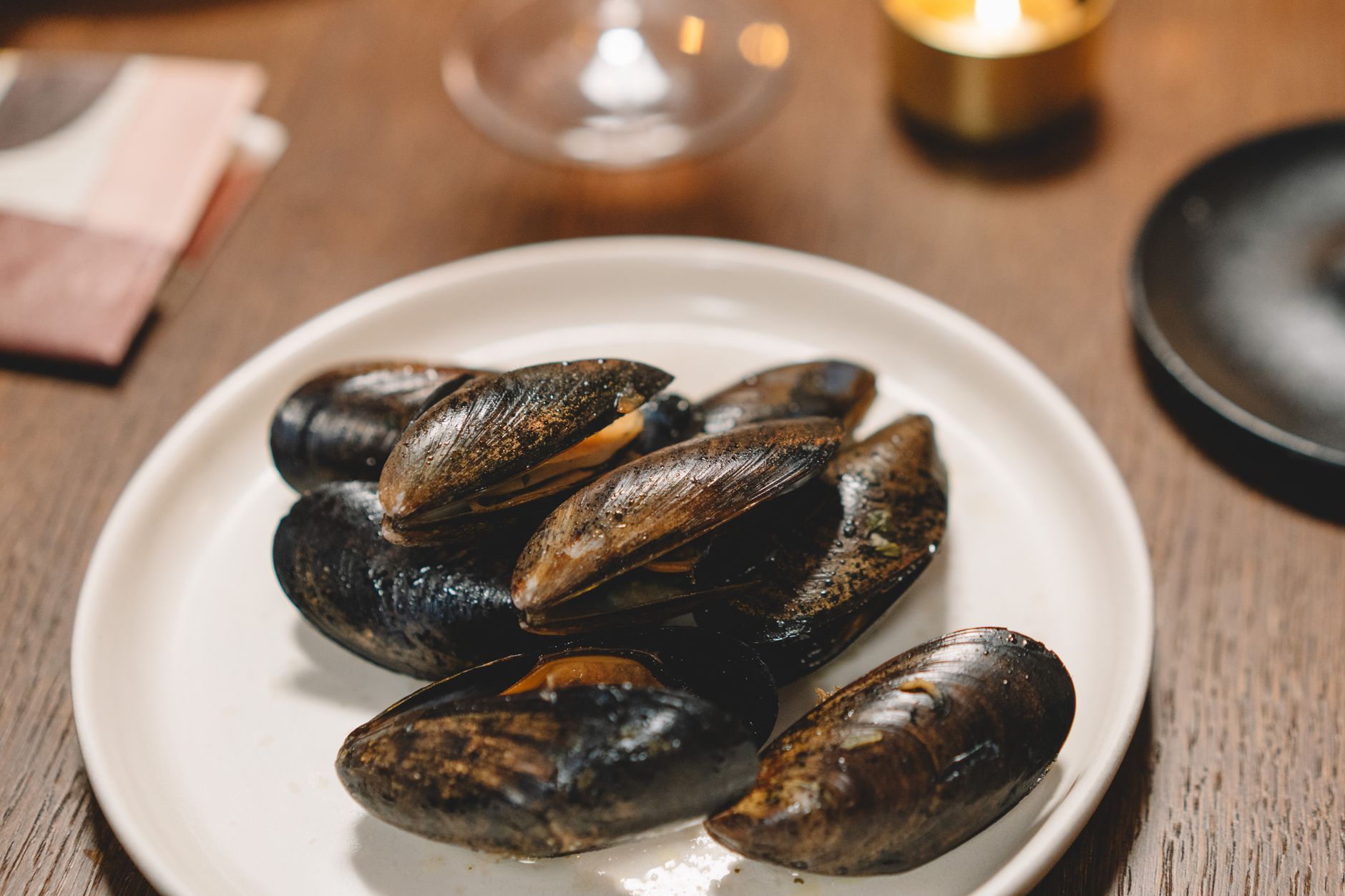 Steamed PEI mussels